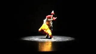 E Pele e Pele interpreta Marae hula estudio Puebla