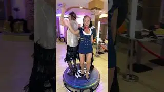 💃 Fotobudka 360 PREMIUM XXL rozkręca imprezy 🎥🌀 Opole, opolskie ✅ #fotobudka360 #wideobudka