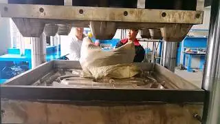 Presswood pallet making machine working video