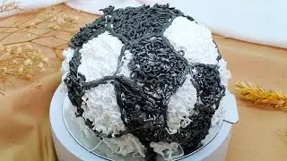 Sports Enthusiast's Round Black and White Marble Cake - Spirit of Sportsmanship