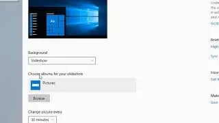 How to add slide of wallpapers in windows 10