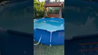Ржавая вода в бассейне превратилась в прозрачную