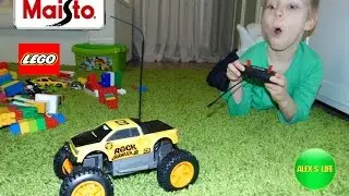 Монстр Трак MAISTO Rock Crawler Jr. на радиоуправлении!Тест на LEGO городке и машинках Хот Вилс!