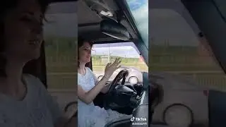 Насосать на гелик надо ей. Топ приколы 2019 июнь.