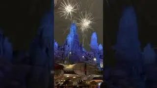 Star Wars Land Fireworks s