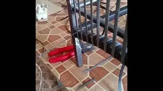 Способ крепления ротанга на железный каркас