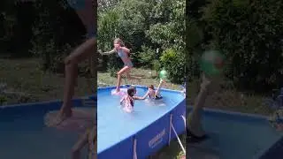 МАНДРАГОРА и волейбол в бассейне!