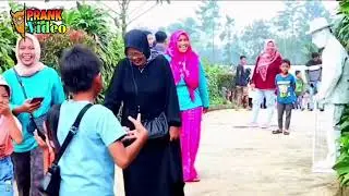 Best Cowboy Prank. Comyde Fun. Best Statue Prank. #Cowboy_prank #Best_ Prank #prank_video.