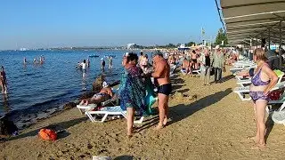 Прогулка по Анапе Золотой пляж Набережная Солнце Отдыхающие разъезжаются Action Camera Video