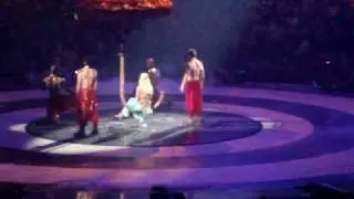 Britney Spears: "Hello Boston!"