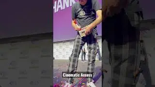 Wow! CEO Brian Mariotti & Mike Becker signs my 2pack Funko Pop in Wonder Con 2023