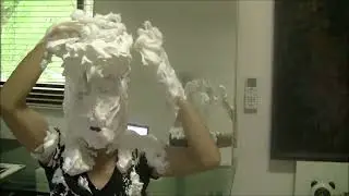 Shampooed and Pied Chinese Lady Home Creaming