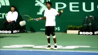 Gael Monfils bailando!   Copa Peugeot 2011 (Монфилс танцует под LMFAO) Он просто бомба