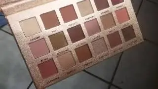 MAANGE Eyeshadow Palette 18 Colors