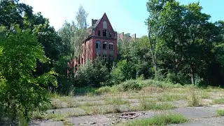 ГСВГ. Ютербог2,в/ч60883. Через строевой плац  к зданию штаба и обратно 8.06.2024