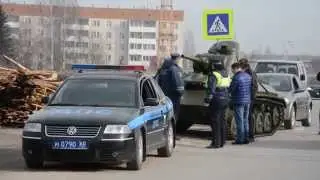 Танк Т-70М vs. ДПС г.Пскова