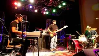 Quiet Kids - Run Along (at Cine el Rey) [1 of 4]
