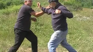 Рукопашный бой, РУС, уходы от амплитудных ножевых ударов