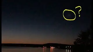 UFO or cloud/haze enveloped aircraft over North Bay, ON