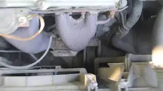 Suzuki Liana. Троит двигатель.