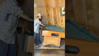 💀 That pool table at the end…