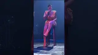 Fantasia sings Free Yourself - live