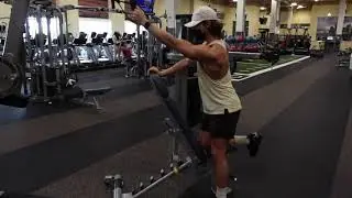 Single Arm Lat Pull Down - braced on bench