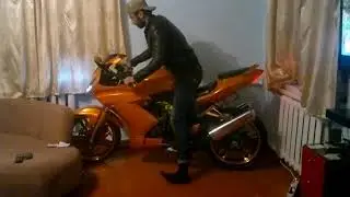 Тренеровка на мотоцикле дома от нашего брата таджика Дилшода Шарифова!