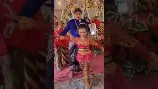 Pengapit Poget Jus jus 