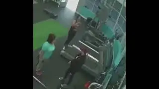 Gym Atrocities | Girl falls on treadmill | Gym Fails | Gym whatsapp status #gym #whatsappstatus