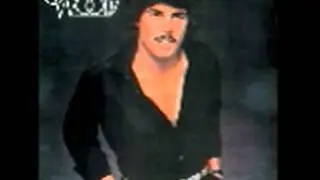 Stevie Woods - Throw A Little Bit Of Love My Way (1981)