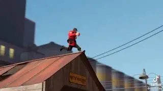 [TF2] Who Touch Heavy’s mtn dew