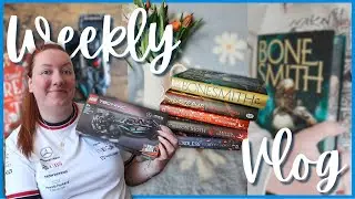 5 Books in 7 Days, New Nails and Lego 📚 | Box Box Readathon
