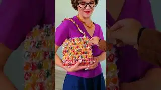 How to sneak candies 😆😏😎