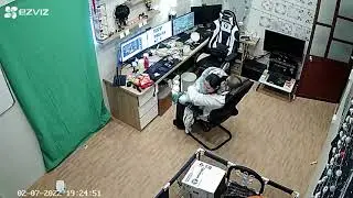 Ngày nào cũng bị gây sự mà không đánh lại được =))))