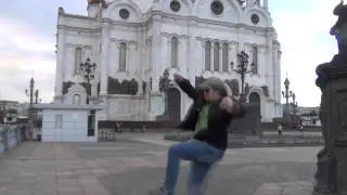 БАТЯ ЗАЖИГАЕТ