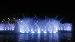 The Pointe Water Show - Dubai