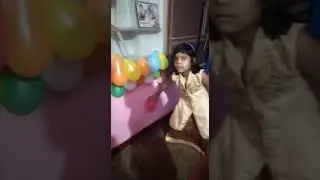 Stick balloon without any gum #stick #balloon #balloondecoration #balloon_show #gum