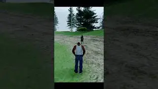 Nunca mires a esta anciana mientras baila 