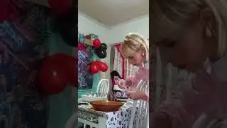 Preparando a minha mesa e decoração de Stranger Things, para o meu aniversário de 29 anos