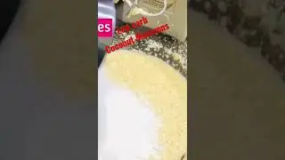 Low Carb: COCONUT MACARONS