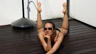 Anfissa - Barefoot Shower Outdoors