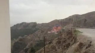 В Гималаях дождь