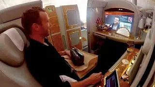 What's Inside of the Double Deck Emirates Airbus A380 ?