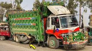 Axles broke in the middle of the road, because of the traffic, it was difficult to connect the axles