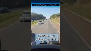 Pessoa sem noção no trânsito com claudemir__travainrdc no ttk#transito #detran #fy