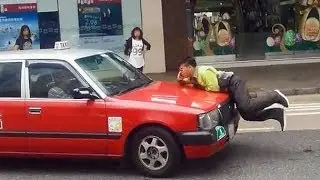 [轉載] 2014-4-19 火爆九巴車長血肉之軀擋的士