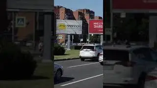 Вот такая реклама висит у нас в санкт-петербурге🙈 