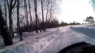 Зимняя прогулка на мотоцикле Ява 634 по зимнему лесу ч.1