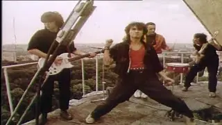 Виктор Цой - Попробуй спеть вместе со мной (clip)